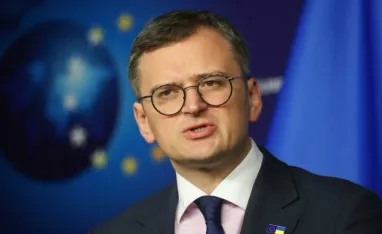 Кулеба заявляет о повреждении половины энергосистемы Украины