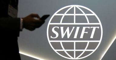 SWIFT почне тестувати операції на основі блокчейнів