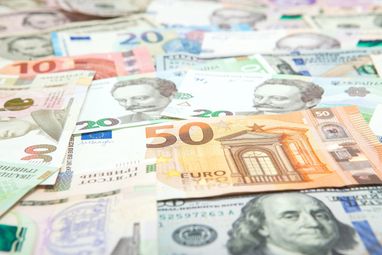 Прогноз курсу долара та євро на лютий