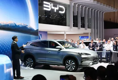 Гибридный внедорожник Seal U DM-i от BYD
