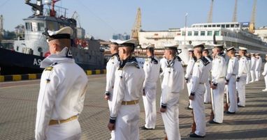 Морякам дозволили виїзд із України за кордон