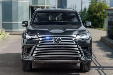 Lexus показал бронированный LX 700 (фото)