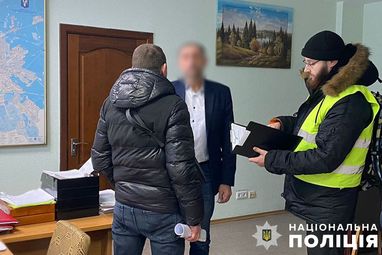 Поліція проводить обшуки у столичному метрополітені і підрозділах КМДА
