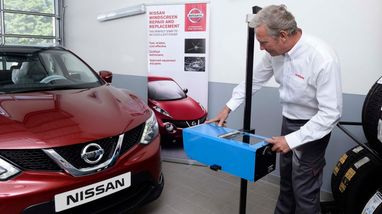 Nissan більше не буде обслуговувати свої автомобілі в росії