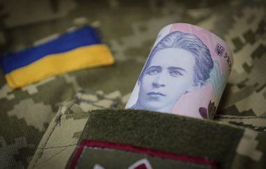 Налоговики рассказали, сколько миллиардов военного сбора получил бюджет с начала года