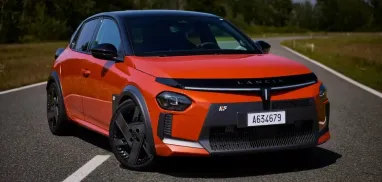 Lancia презентувала 280-сильний електрокар із оригінальним дизайном (фото)