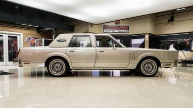 Представлен Lincoln Continental 1980 года (фото)