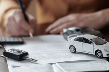 В Україні подорожчала реєстрація транспортних засобів: скільки тепер коштує послуга