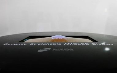 Samsung показала растягивающийся OLED-дисплей (фото)