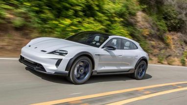 Porsche: Электрокроссовер Taycan Cross Turismo дебютирует в конце 2020 года (фото)