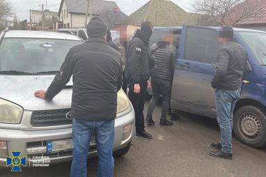 СБУ ликвидировала канал побега «уклонистов» за границу, к схемам причастны депутаты райсовета Киевской области