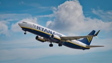 Самолет Ryanair