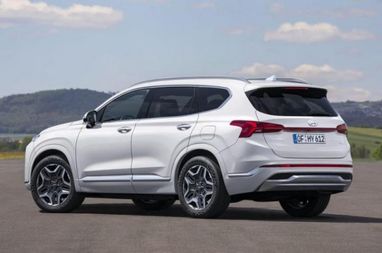 Стали відомі подробиці про оновлений Hyundai Santa Fe (фото)