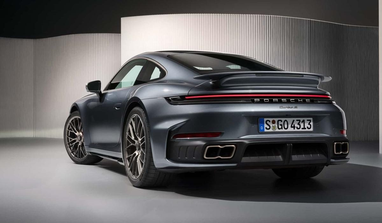 Представлено найшвидший Porsche 911 в історії (фото)