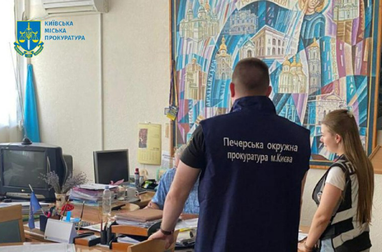 Завладел более 260 тыс. гривен, выделенных на разработку проекта противоаварийных работ для музея «Київська фортеця»