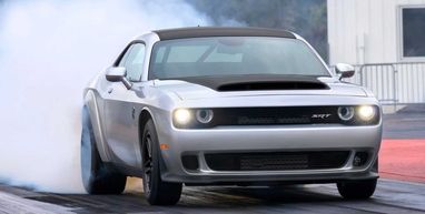 Dodge представили прощальний Challenger із рекордним розгоном (відео)