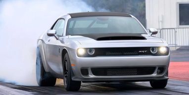 Dodge представили прощальний Challenger із рекордним розгоном (відео)