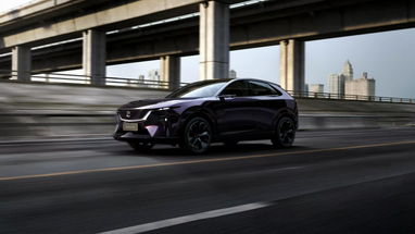 Mazda показала новый уникальный электрический кроссовер (фото)