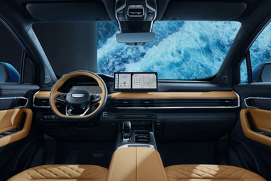 Семь мест и двигатель Volvo: представлен недорогой экспортный кроссовер Geely (фото)