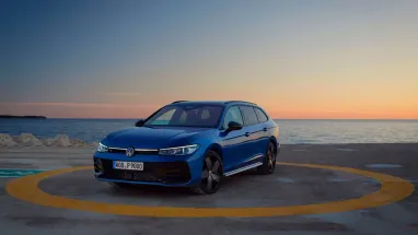 Volkswagen запустив дизельну версію Passat 2024 з повним приводом