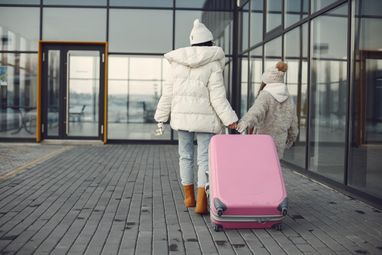 В январе 2026 года из страны выехало на 28 тыс. граждан больше, чем въехало