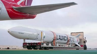 Virgin Orbit показала космічну ракету Launcher One (фото)