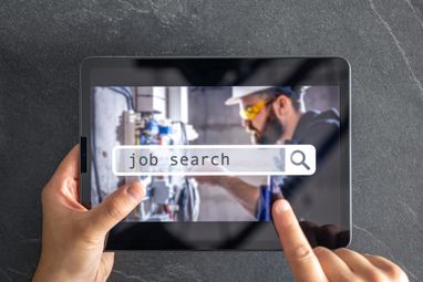 Где в Украине предлагают работу с жильем