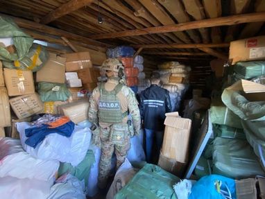 В Харькове полиция нашла склад с китайской контрабандой на 7 млн грн