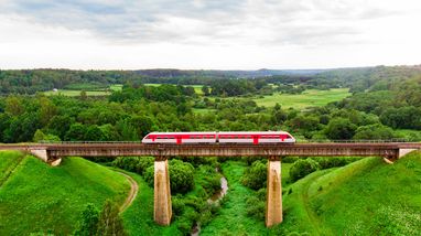 В литовских поездах появится 3-й класс, где билеты будут дешевле на 30%