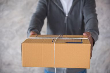 НБУ підтримує податок на міжнародні посилки вартістю до 150 євро