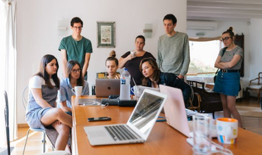 В Украине начали действовать требования к установке на работе знаков безопасности и здоровья